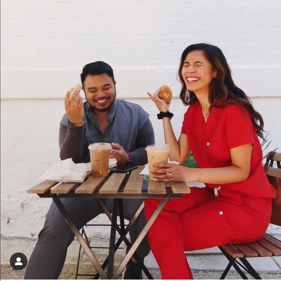 NWT FIGS Zamora Joggers Scrub Pants in Winning Red - Picture 9 of 10